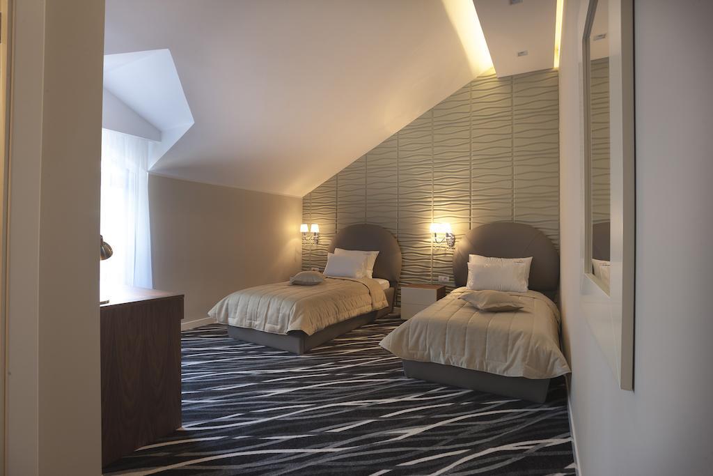 New Belgrade Garni Hotel Room photo